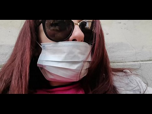 ❤️ Nicoletta es venja del seu veí i fa pipí al seu garatge (Quarentena italiana especial Covid19) ️❌ Vídeo sexual a nosaltres ❌