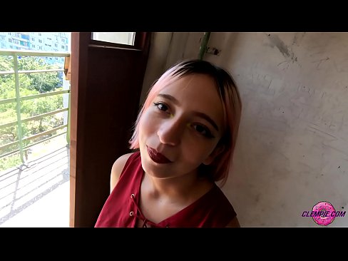 ❤️ Student Sensual xucla un desconegut a l'Outback - Cum a la cara ️❌ Vídeo sexual a nosaltres ❌